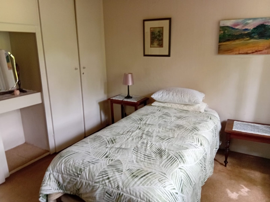 5 Bedroom Property for Sale in Clarens Free State